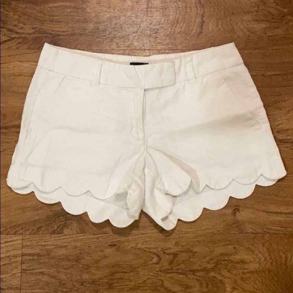 Scalloped white linen shorts (J. Crew)